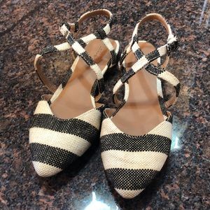 Indigo rd black/cream flats